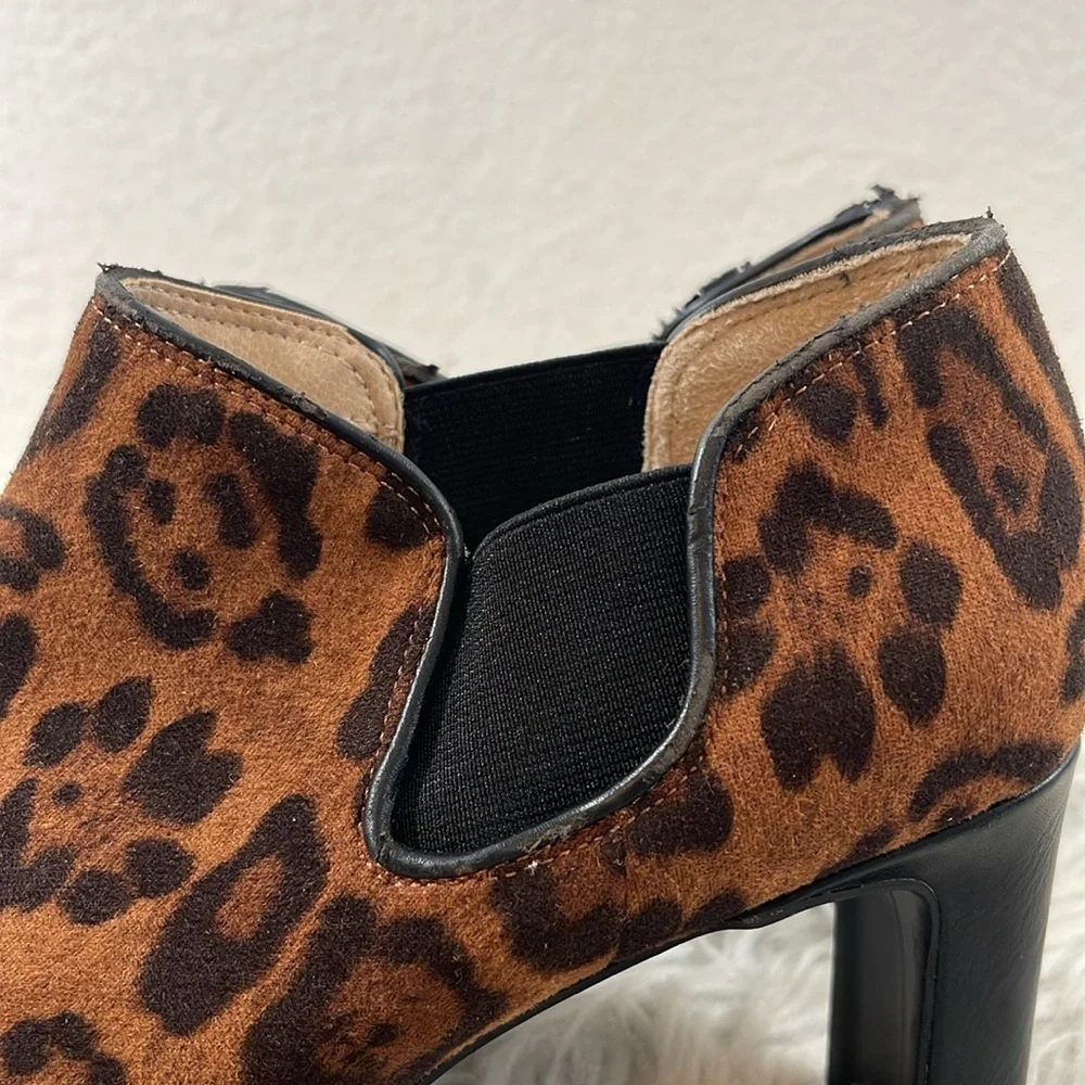 Lifestride Slip-On Booties - Gilmore Leopard Ankle Boot Size 8 New - Picture 9 of 13